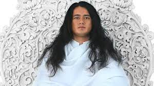 रामबहादुर बम्जनलाई सर्लाही प्रहरी र अदालतमा उपस्थित गराईँदै