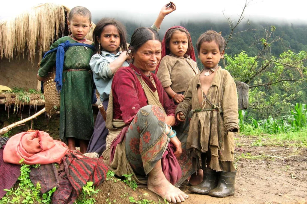 अझै २० प्रतिशत नेपाली गरिबीको रेखामुनि