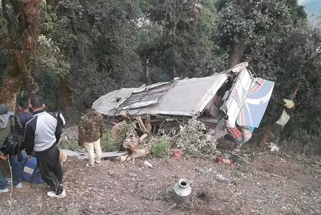 निसीखोला बस दुर्घटना : ज्यान गुमाउनेको संख्या नौ पुग्यो {नामसहित}