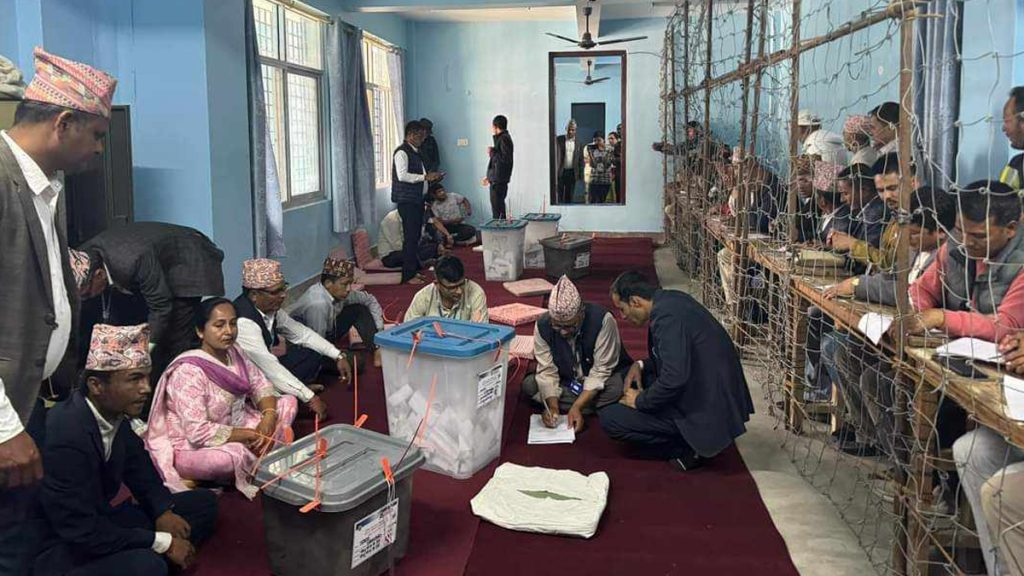 इलाम–२ मा एमाले र बझाङ प्रदेशसभा–१ मा कांग्रेस उम्मेदवार अगाडी बढ्दै