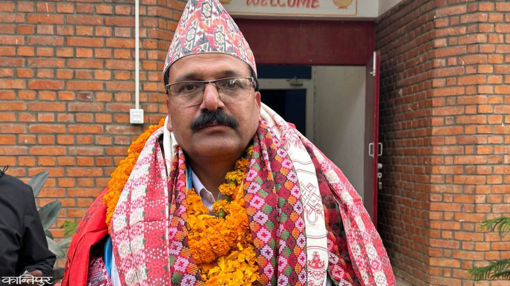 कर्णालीका मुख्यमन्त्री शर्माले विश्वासको मत नलिइ राजीनामा दिने