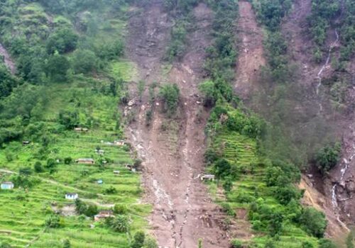 नेपालमा साढे ५ प्रतिशतभन्दा धेरै जनसङ्ख्या पहिरोको उच्च जोखिममा