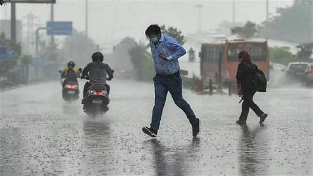 देशभर मनसुनी वायुको प्रभाव : यी ६ प्रदेशमा भारी वर्षाको सम्भावना