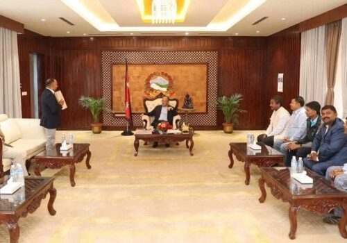 कवाड व्यवसायीलाई विस्थापित गराउने परिपत्र जारी गरिएको भन्दै गुनासो