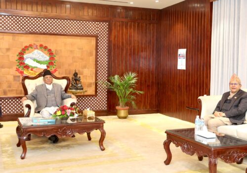 संसदको अवरोध हटाउन प्रधानमन्त्री र सभामुखबीच छलफल