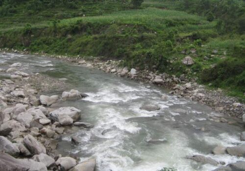 सुन्दरहरैंचा र केराबारीमा गरी ५ जनालाई खोलाले बगायो