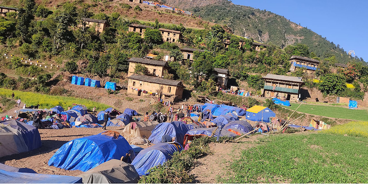 जाजरकोटमा भूकम्पपीडितको टहरामाथि पहिरो खस्दा चार जना गम्भिर घाइते