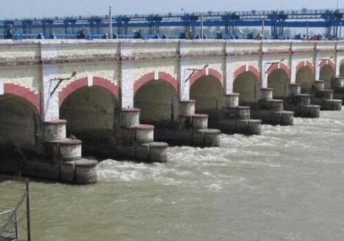 महाकाली नदीमा पानीको बहाव उच्च, शारदा ब्यारेजमा चार पाङ्ग्रे सवारीसाधन निषेध