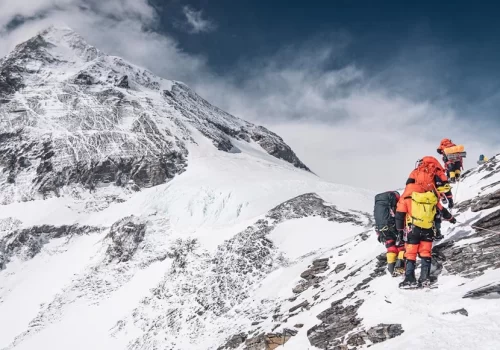 सगरमाथा आरोहीहरूको पहिलो ‘एभरेष्ट समिटर समिट’ आज हुँदै