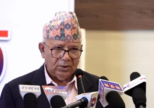 कम्युनिस्ट आन्दोलनलाई नयाँ उचाइमा पुर्‍याउँछौं : माधव नेपाल