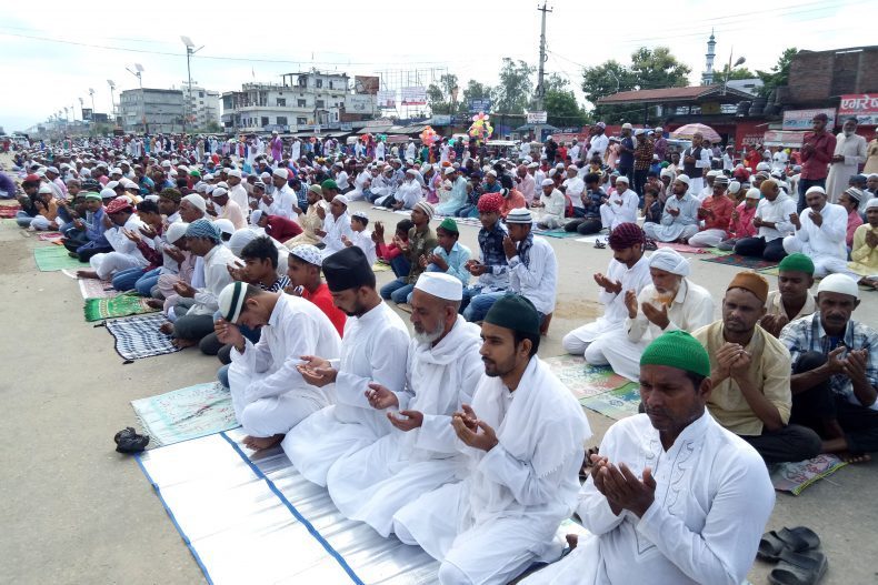 आज बकर इद पर्व मनाइँदै