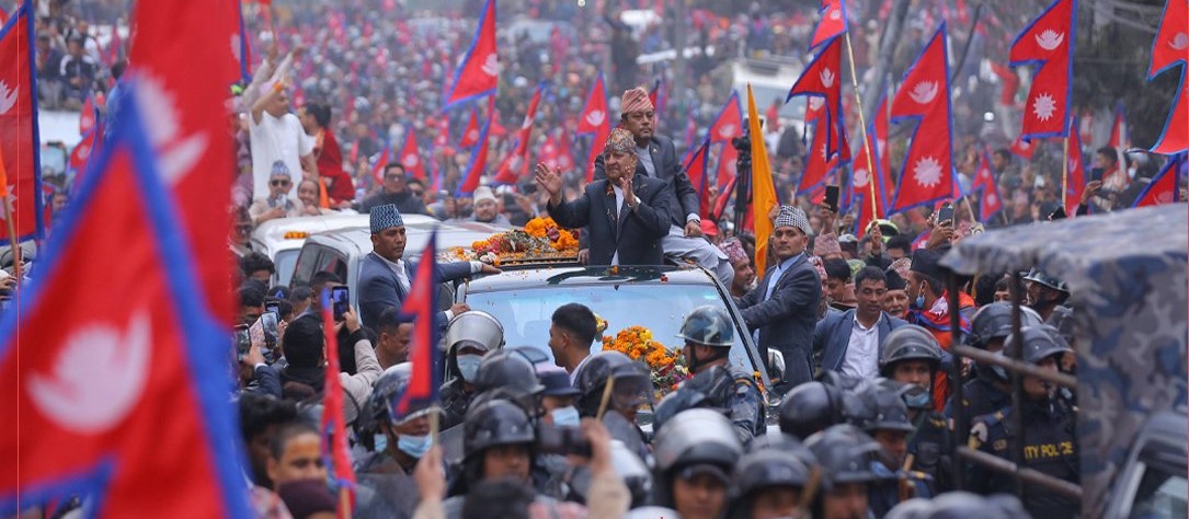 पूर्वराजा ज्ञानेन्द्रको काठमाडौंमा भव्य स्वागत (तस्बिरहरू)