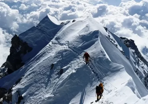 आज ७२औँ अन्तर्राष्ट्रिय सगरमाथा दिवस मनाइँदै