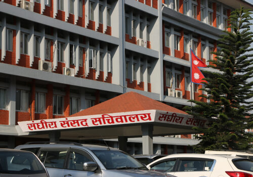प्रतिनिधिसभाको बैठक स्थगित ! दलहरुसँग सहमतिको प्रयास विफल