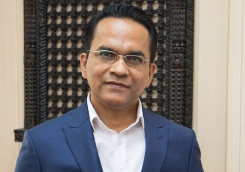 गभर्नर पौडेलविरुद्धको रिटमा सर्वोच्चले दुवै पक्षलाई छलफलमा बोलायो