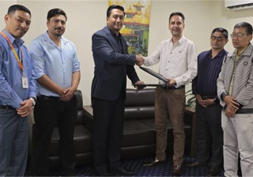 एभरेष्ट कलरद्वारा साधारण शेयर निष्कासनका लागि प्रत्याभुति सम्झौता सम्पन्न