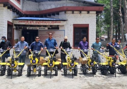 किसानलाई सहुलियतमा कृषि यान्त्रिक उपकरण वितरण