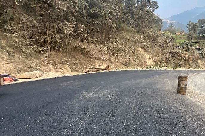मुग्लिन-मलेखु सडक भोलीदेखि रातिमा नौ दिन बन्द हुने